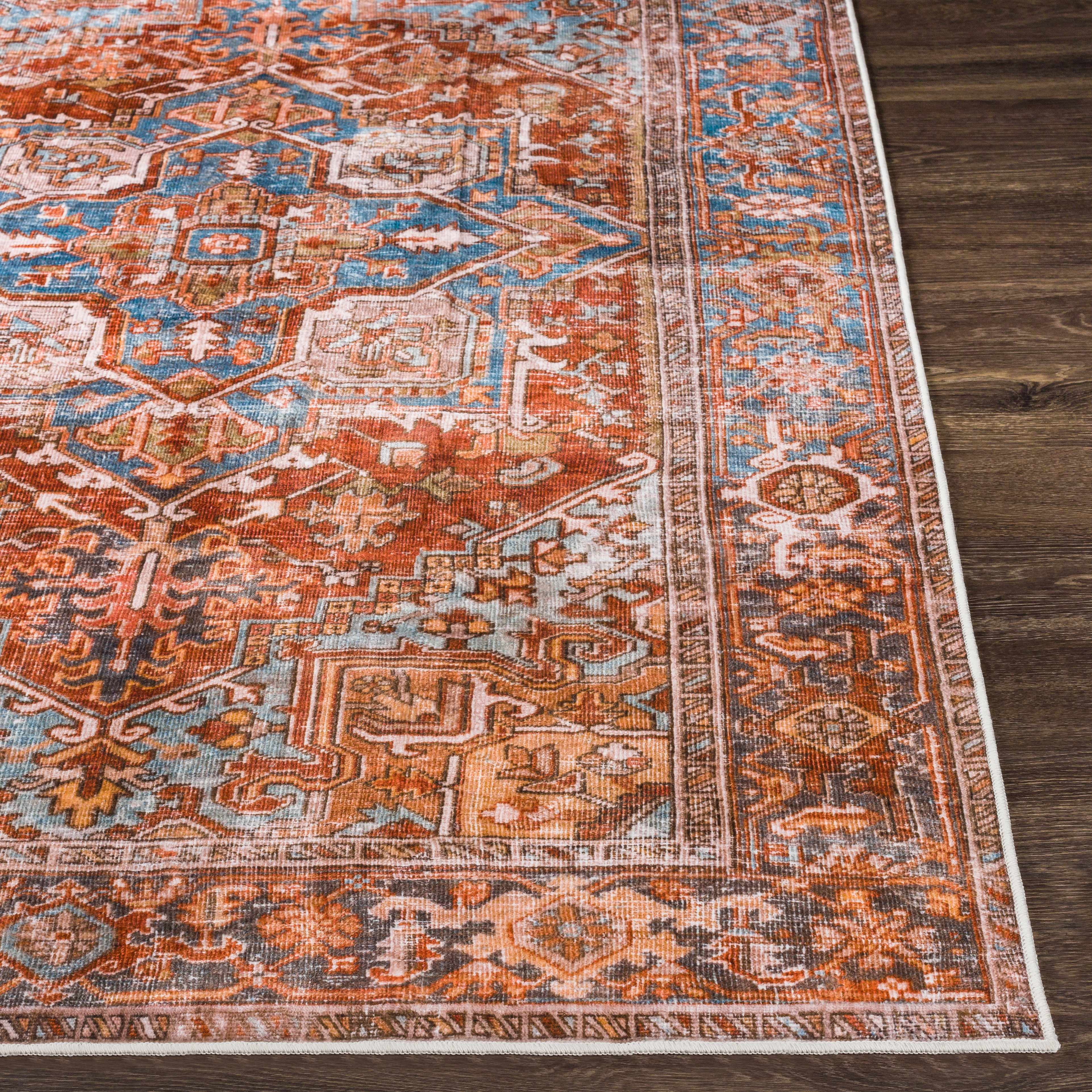 Darapidap 2' x 3' Traditional Updated Traditional Washable Area Rug - Hauteloom