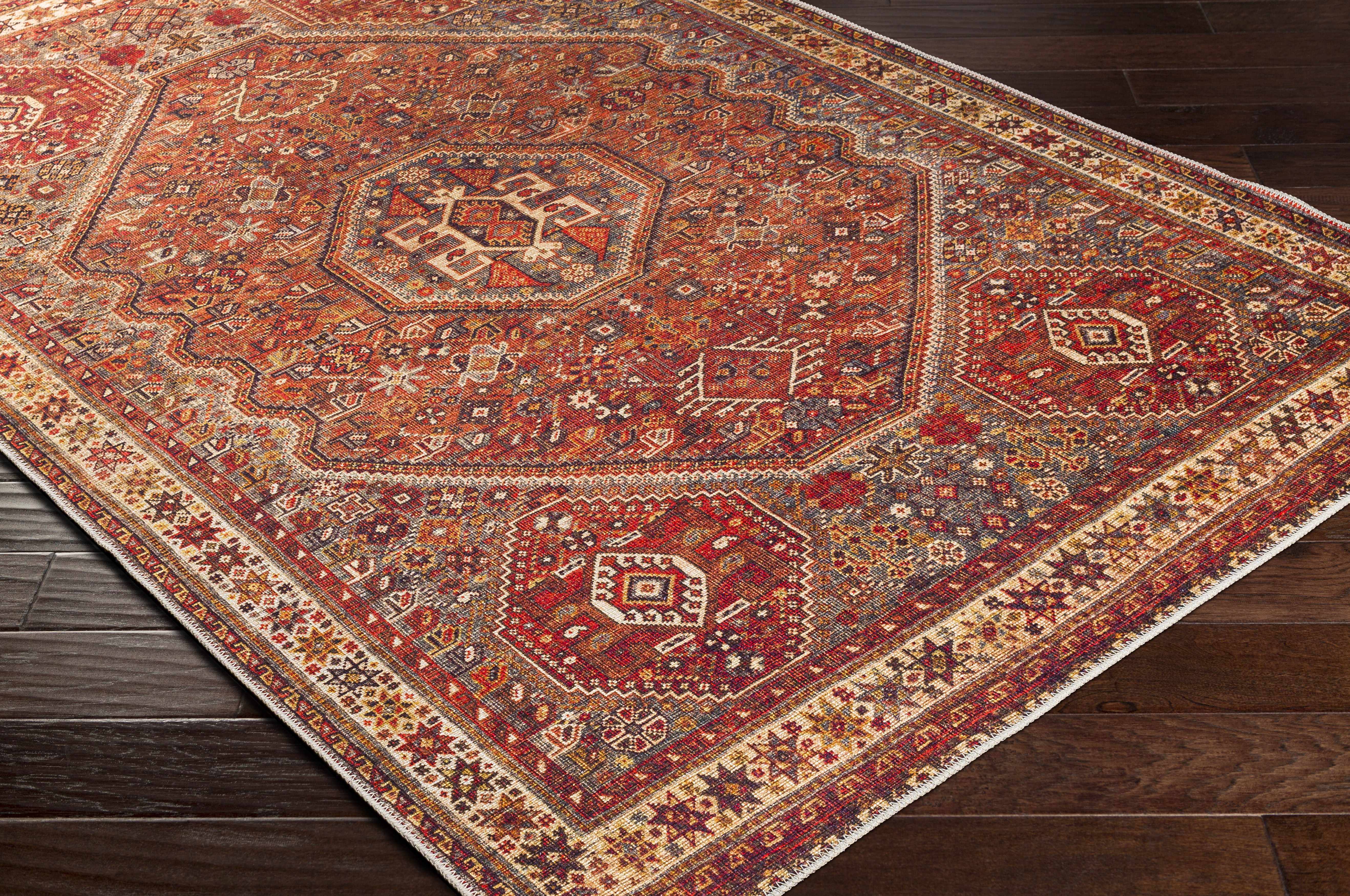 Leifear 2' x 2'11in Traditional Updated Traditional Washable Area Rug - Hauteloom