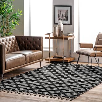 Dark Gray Waffell Diamond Textured Trellis Tassel rug