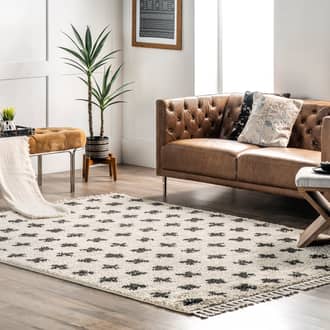 Off White Temara Adriana Cross Trellis Tasseled rug