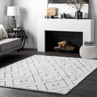 White Snowpeak Double Diamond Lattice Shag rug