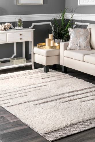 Ivory Monta Vista Textured Diamond rug