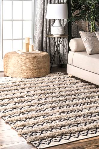 Ivory Malba Diamond Eye Overstriped rug