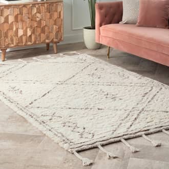 Beige Runa Wool Tasseled rug