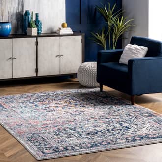 Blue Bosphorus Faded Star Petal Emblem rug