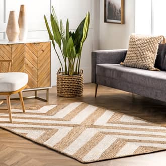 Natural Maui Jute Converging Chevron rug