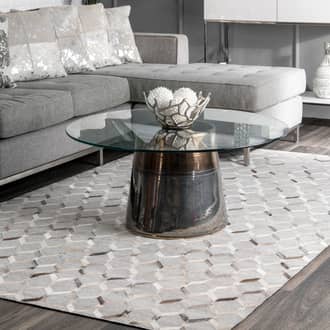 Gray Mandovi Cowhide Ogee Trellis rug