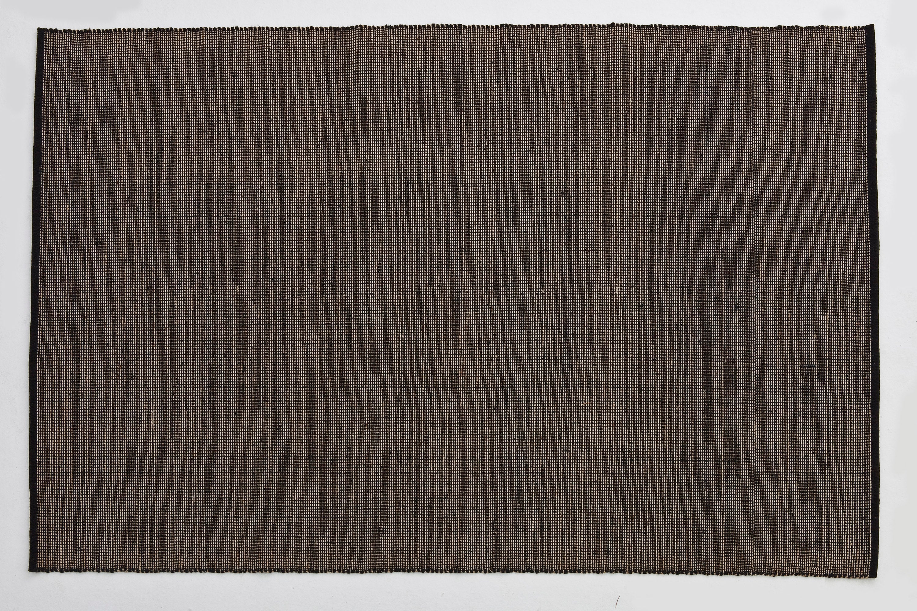 Tatami Rug - Black / 5'7''x7'10in