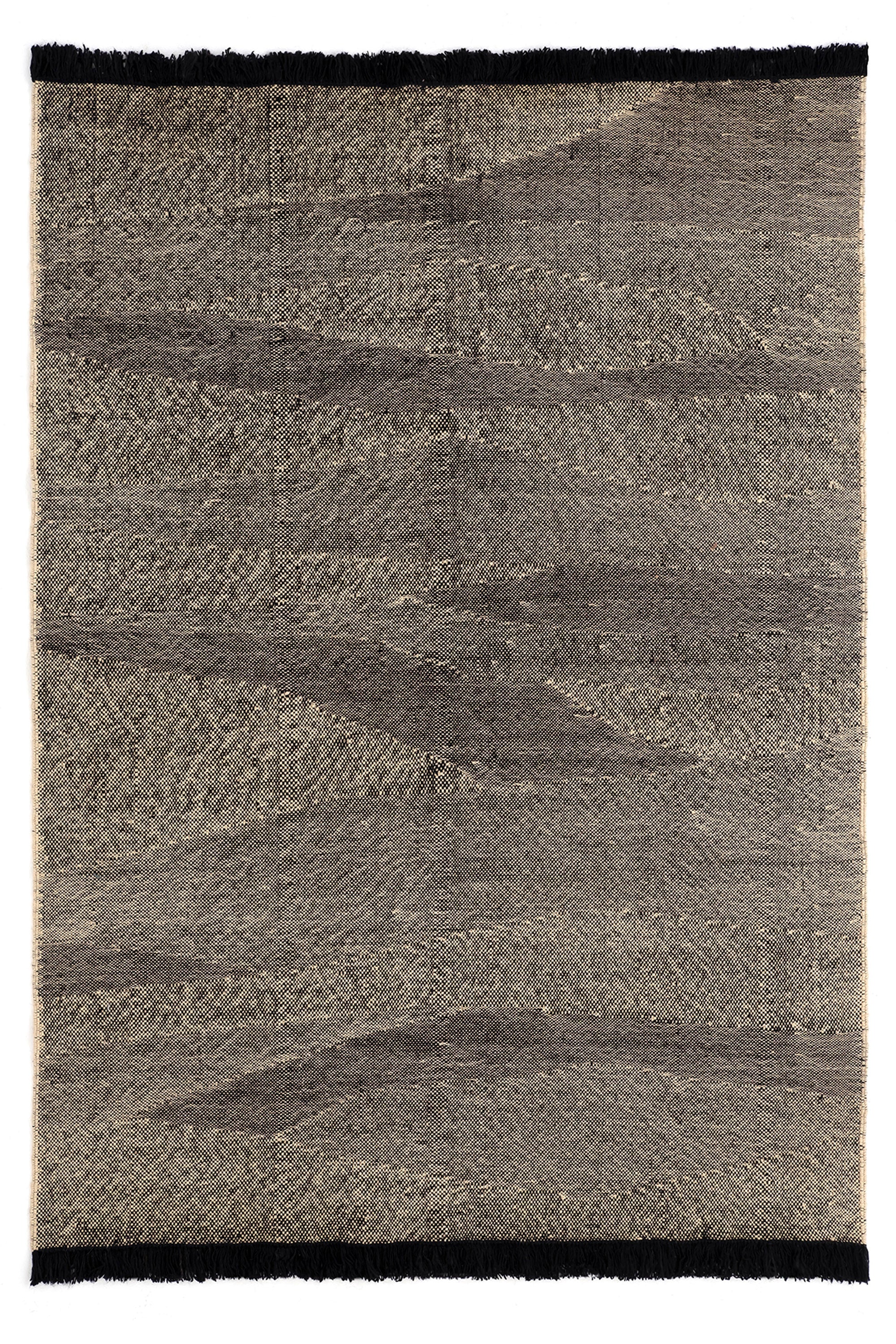 Telares Rug - Ebony / 5'7''x7'10in