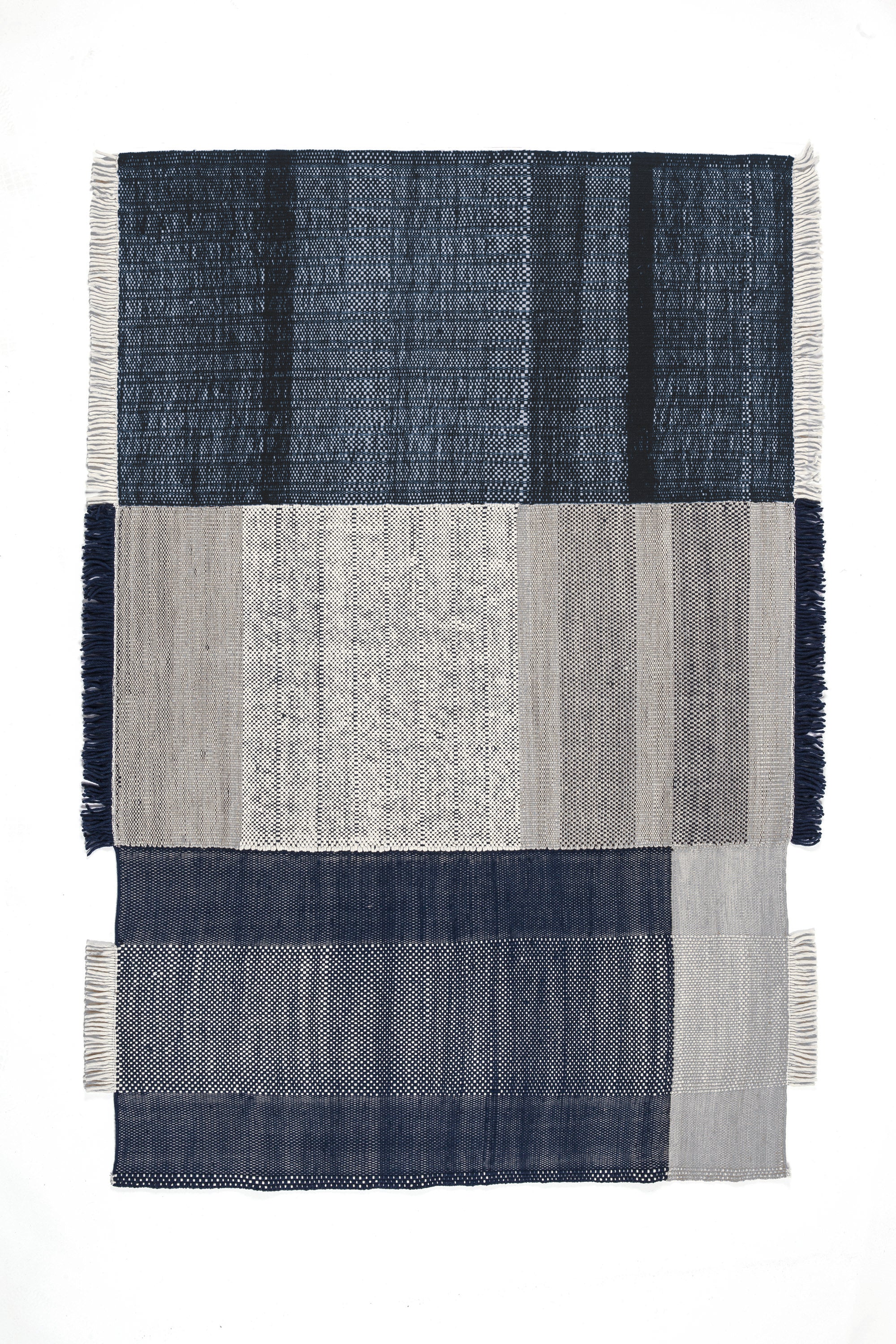 Tres Rug - Blue / 5'7''x7'10in